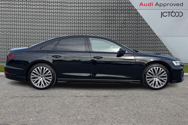 Audi A8 Photo 4