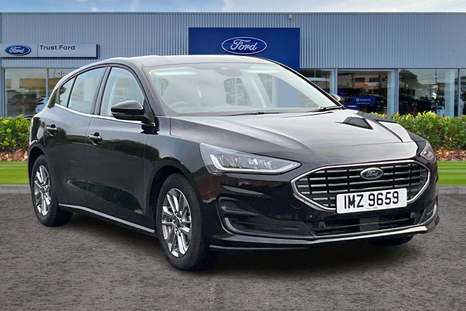 Ford Focus Photo 0