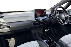 VOLKSWAGEN ID.3 Photo 2