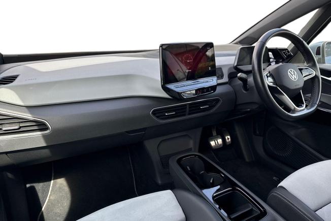 VOLKSWAGEN ID.3 Photo 2