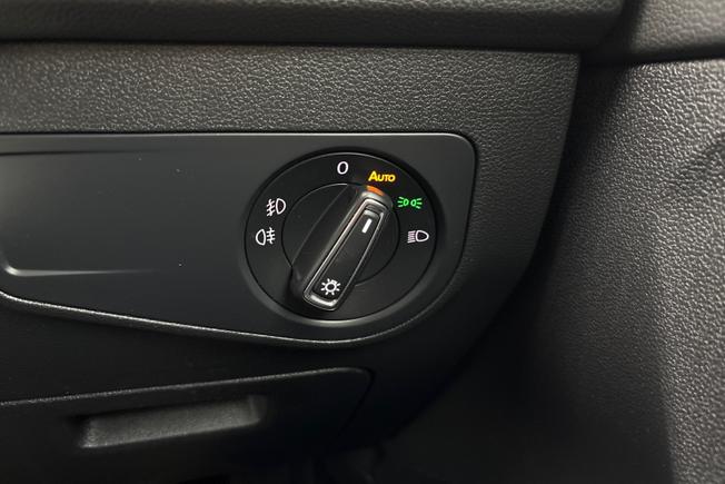 VOLKSWAGEN Tiguan Photo 25