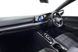 VOLKSWAGEN Golf Photo 2