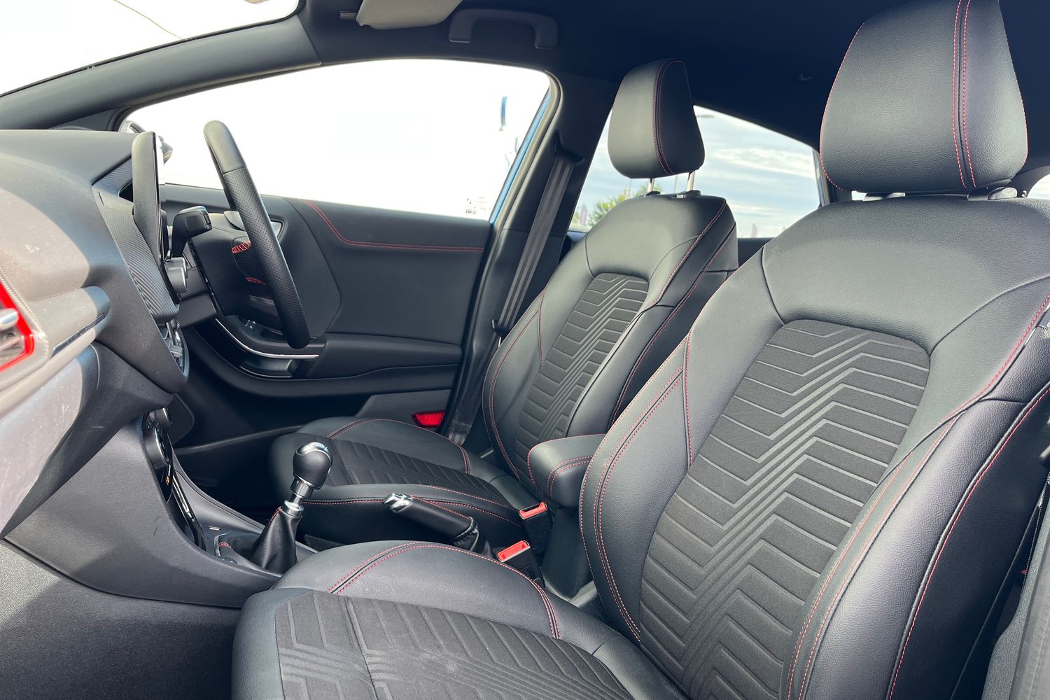 Ford PUMA Photo 18
