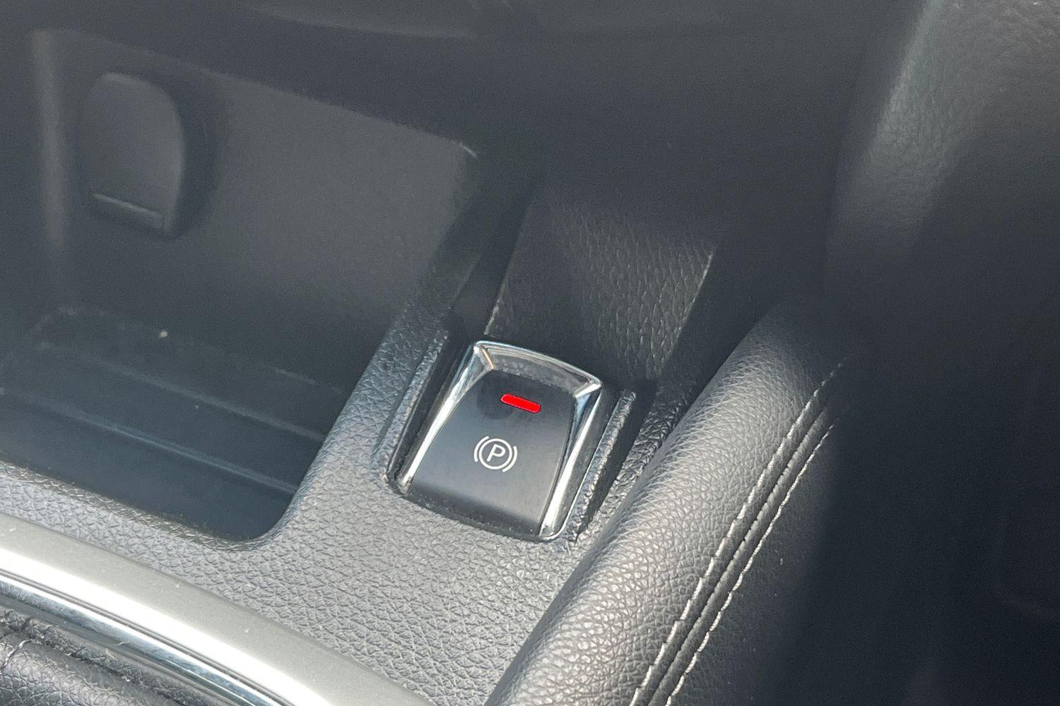 Nissan QASHQAI Photo 38