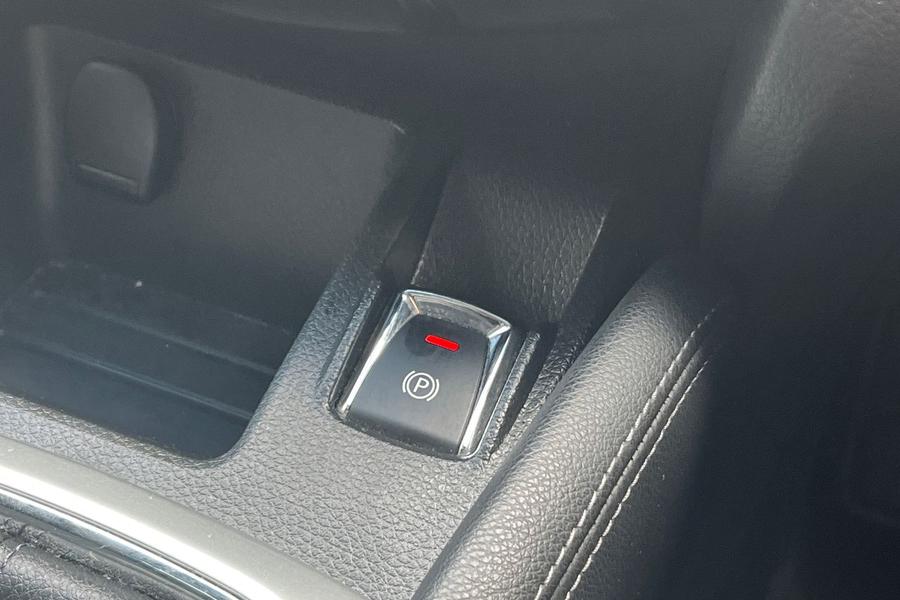 Nissan QASHQAI Photo autoimg-6aa3ad3aae0c4cd4da32595375fb8fde42b51c50.jpg