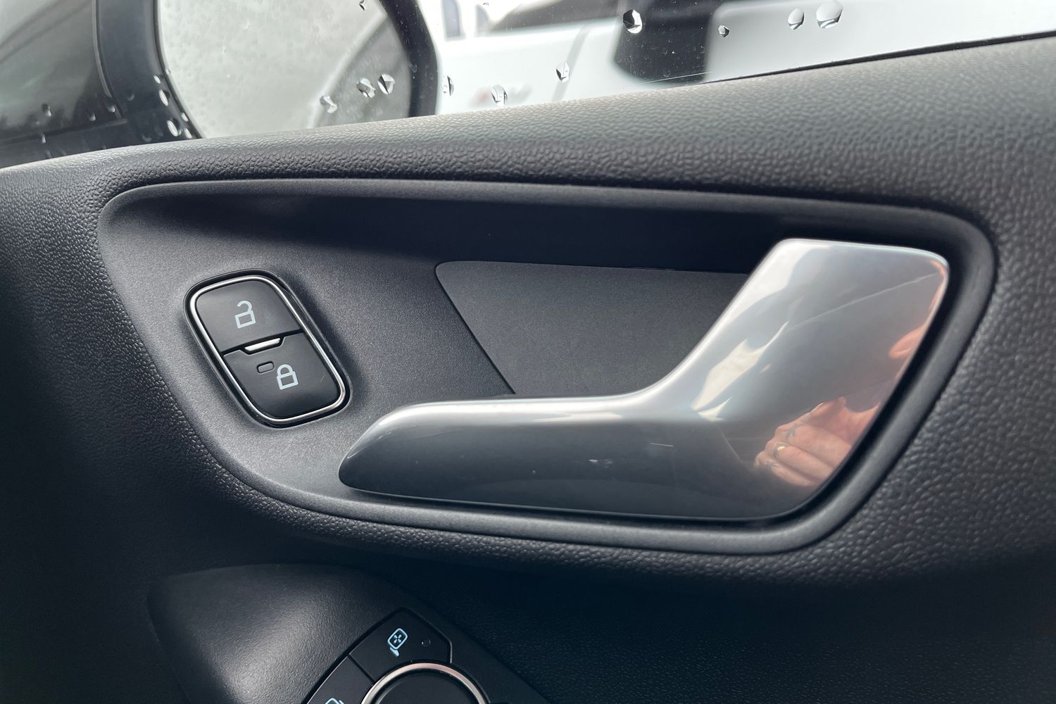 Ford Fiesta Photo 36