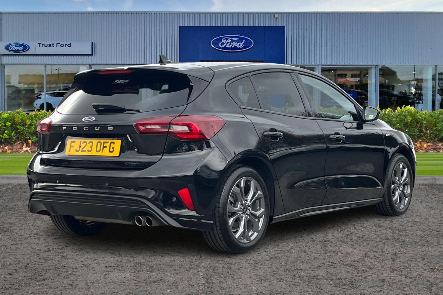 Ford FOCUS Photo 3