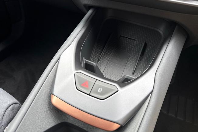 CUPRA Raval V1 37Kwh Photo 23
