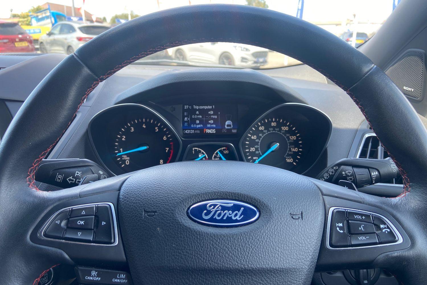 Ford Kuga Photo 11