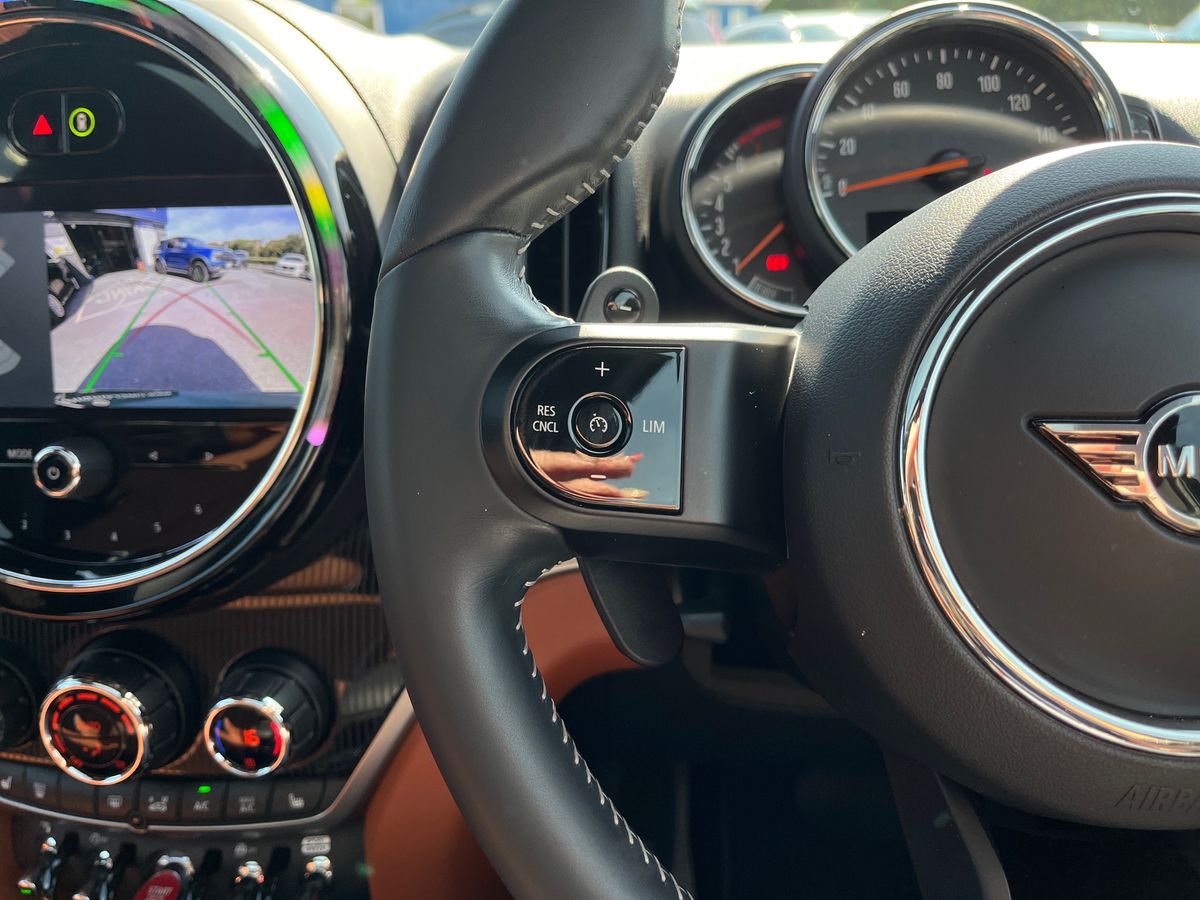 MINI Countryman Photo 15