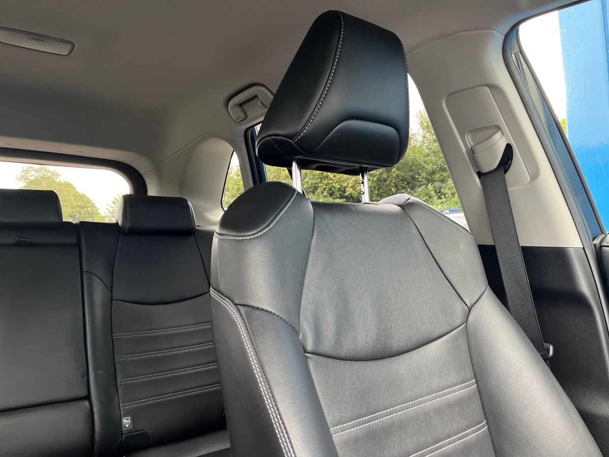 Toyota RAV4 Photo 38
