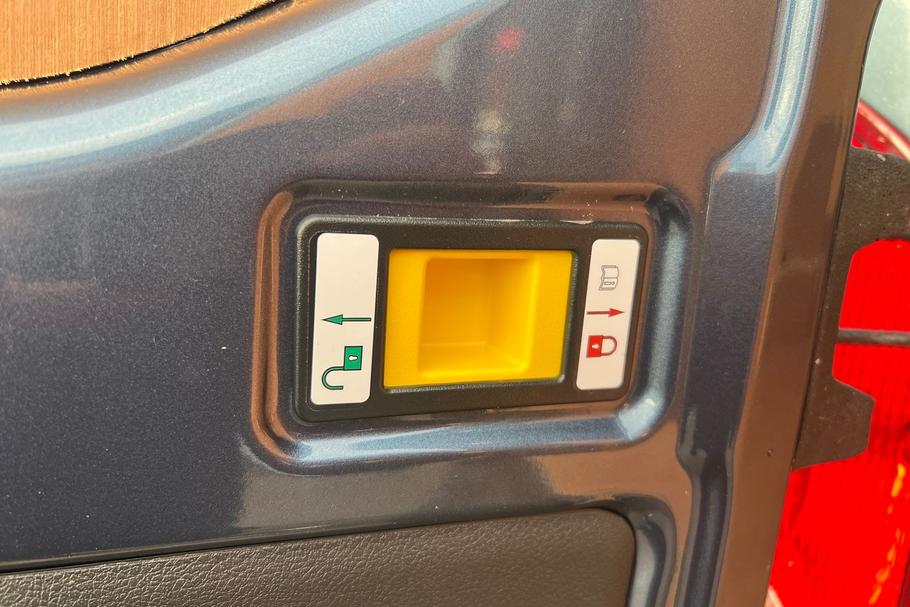 Used Ford TRANSIT WO25UCV 23