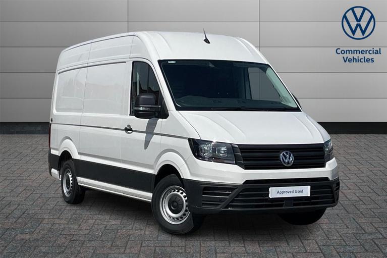 Used 2024 VOLKSWAGEN Crafter CR35 Trendline Automatic FWD MWB Euro 6 140 ps *AIR CON*PARKING SENSORS*REAR CAMERA* Candy White at JCT600