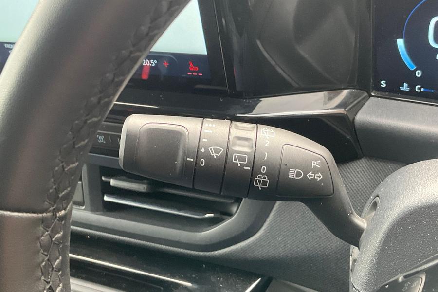 Ford Tourneo Custom Photo autoimg-6abc4c479fb75b9b2696e3d45f1ef535a2c72eac.jpg