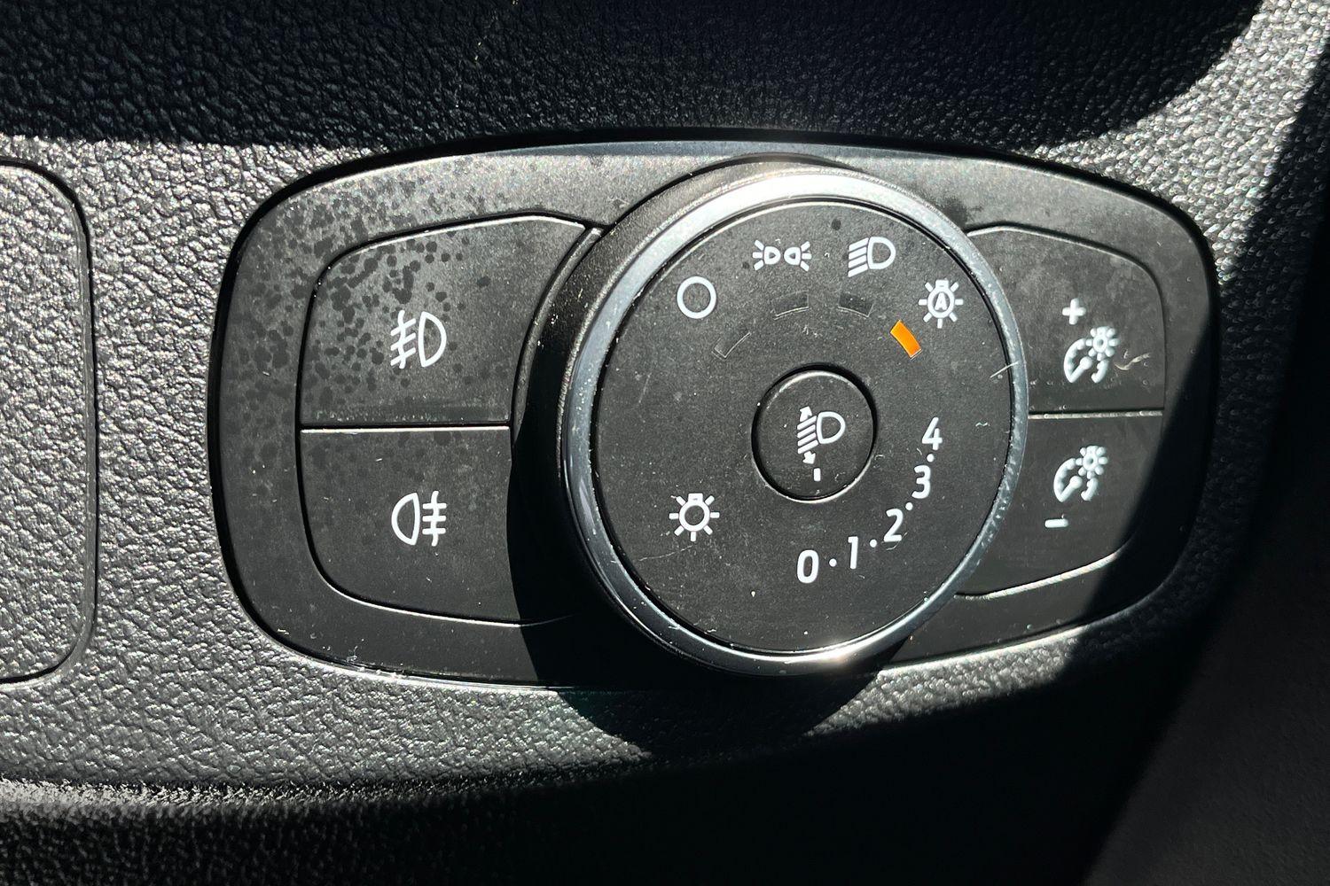 Ford FOCUS Photo 23