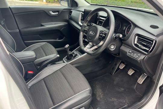Kia Stonic Photo autoimg-6ac4ee73611244563f5f3a1eb73882bec32003af.jpg