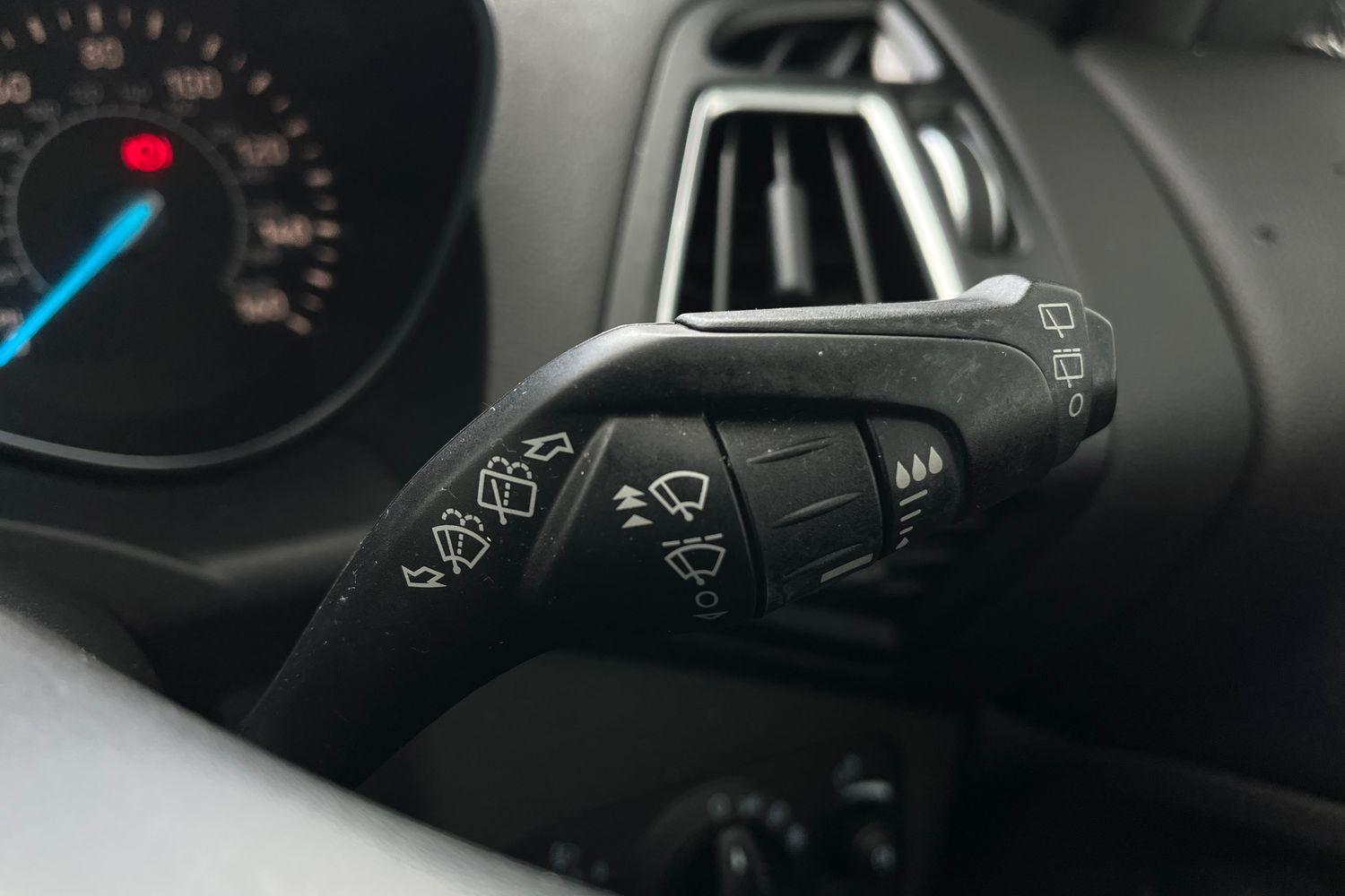 Ford KUGA Photo 14