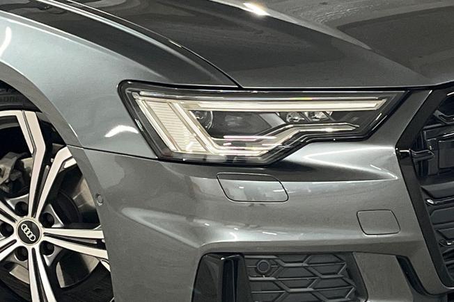 AUDI A6 Avant Photo 19