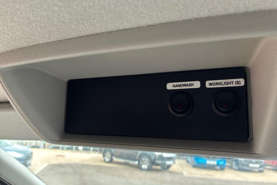 Ford Transit Custom Photo autoimg-6acbc7c3ef8b5e7834557a326c6cf12308d2c559.jpg