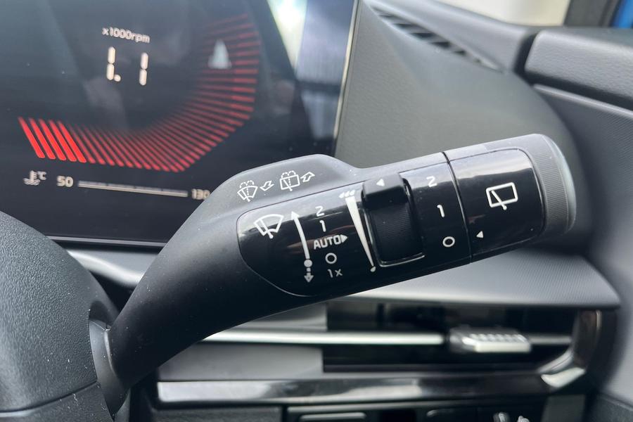 Kia SPORTAGE Photo autoimg-6acd1c937590c967986de6d482bbc776e9d89e0f.jpg