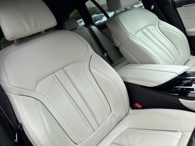 BMW 5 Series Photo 30