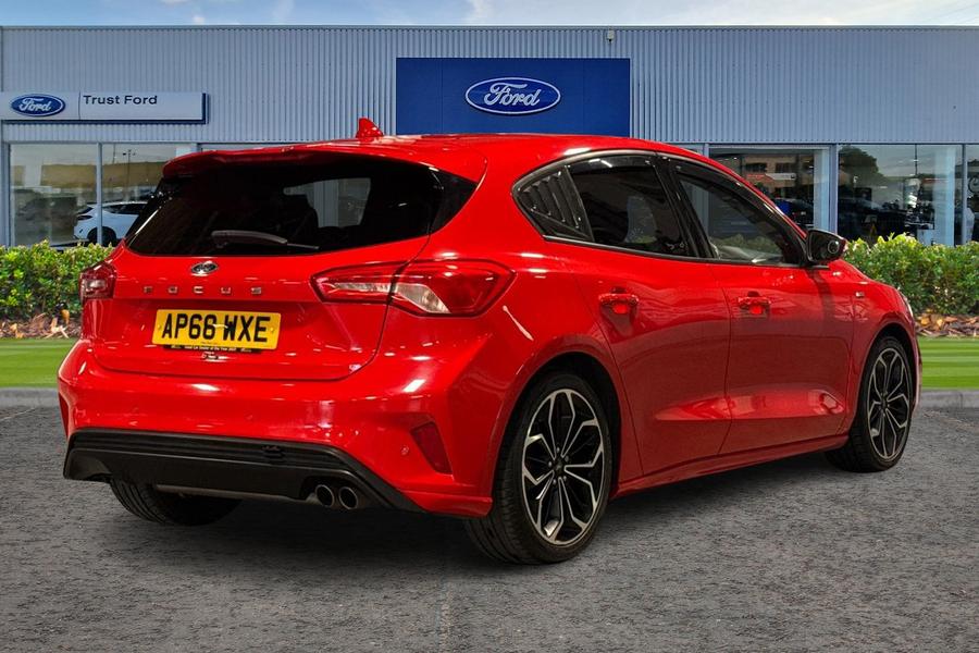 Ford Focus Photo autoimg-6acee6ded17b35217157f41883c4ec10b6141a74.jpg