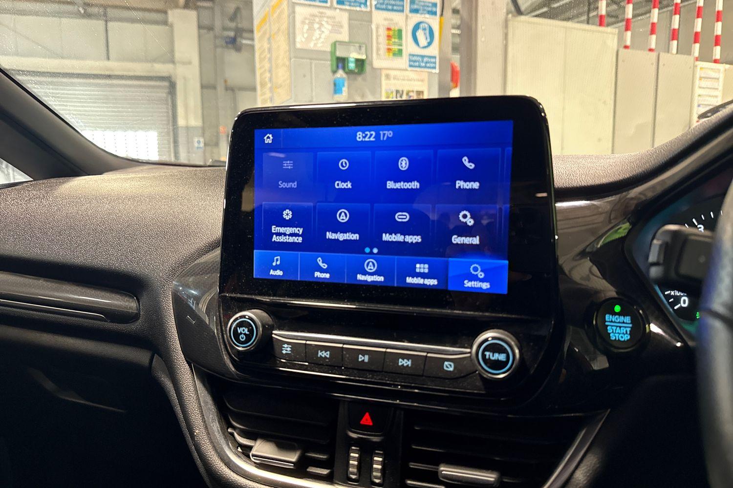 Ford FIESTA Photo 35
