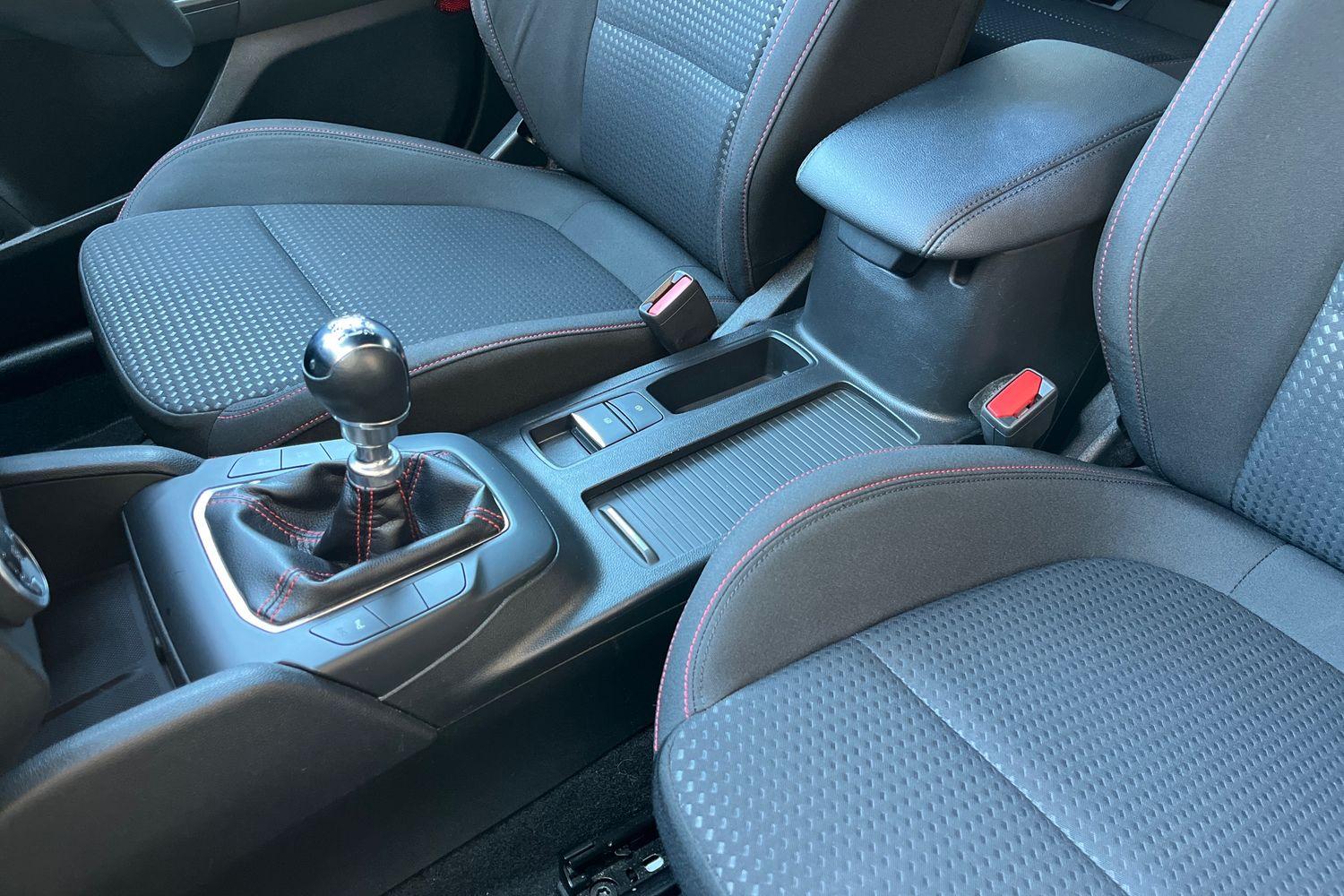 Ford FOCUS Photo 24