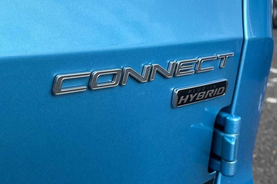 Ford TRANSIT CONNECT Photo autoimg-6ad8b82b6d51fb7c8d292ece7e0ead2b5bd33d8e.jpg