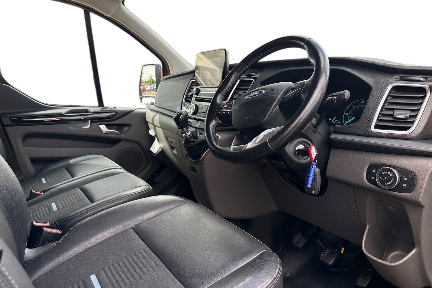 Ford TRANSIT CUSTOM Photo 12