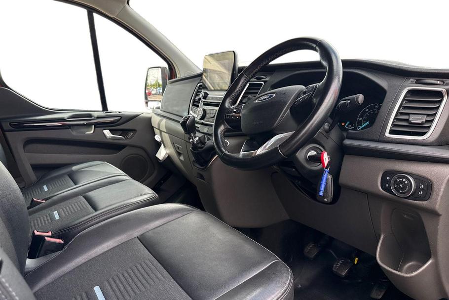 Used Ford TRANSIT CUSTOM CX22HFE 13