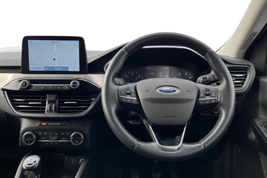 Ford Kuga Photo autoimg-6adfc870a721cd52708df90b0848514296883185.jpg
