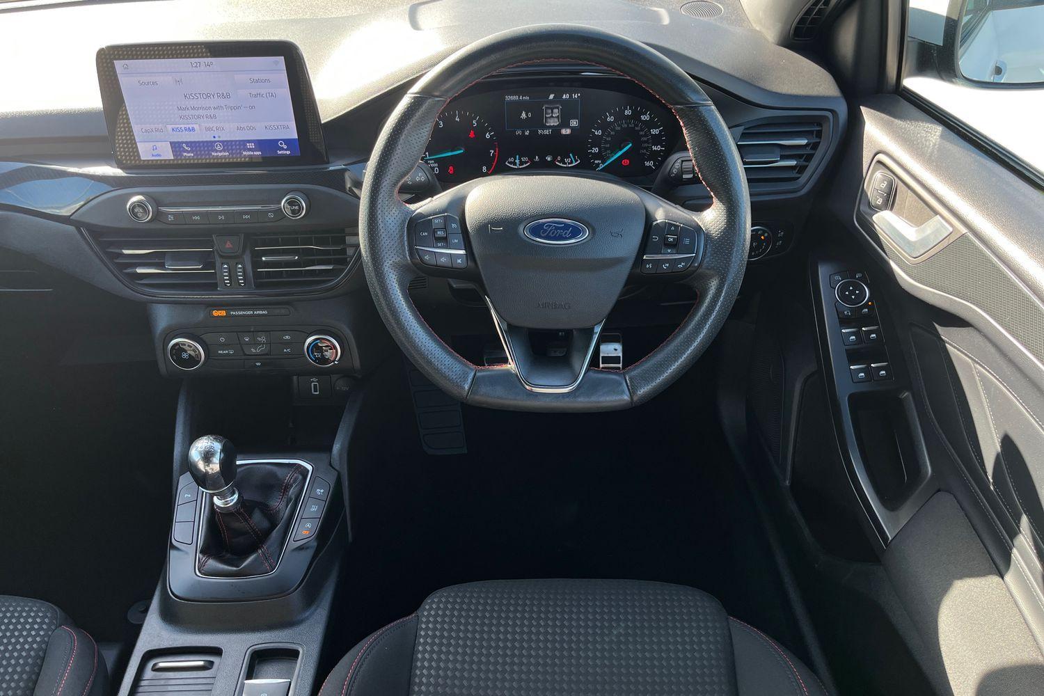 Ford FOCUS Photo 10