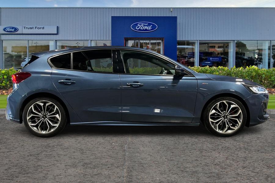 Ford FOCUS Photo autoimg-6ae5b8702045caf9c7ed3f5ead49eb248aefbeff.jpg