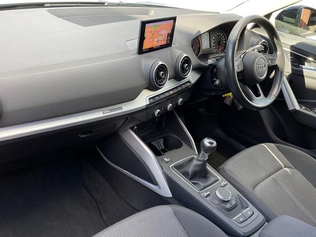 AUDI Q2 Photo 2