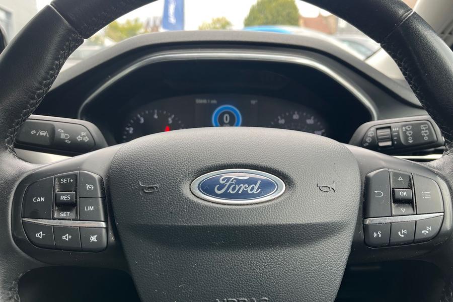 Ford FOCUS Photo autoimg-6aead4538a140e3f58d9d3ff4f536e9833d8d62c.jpg