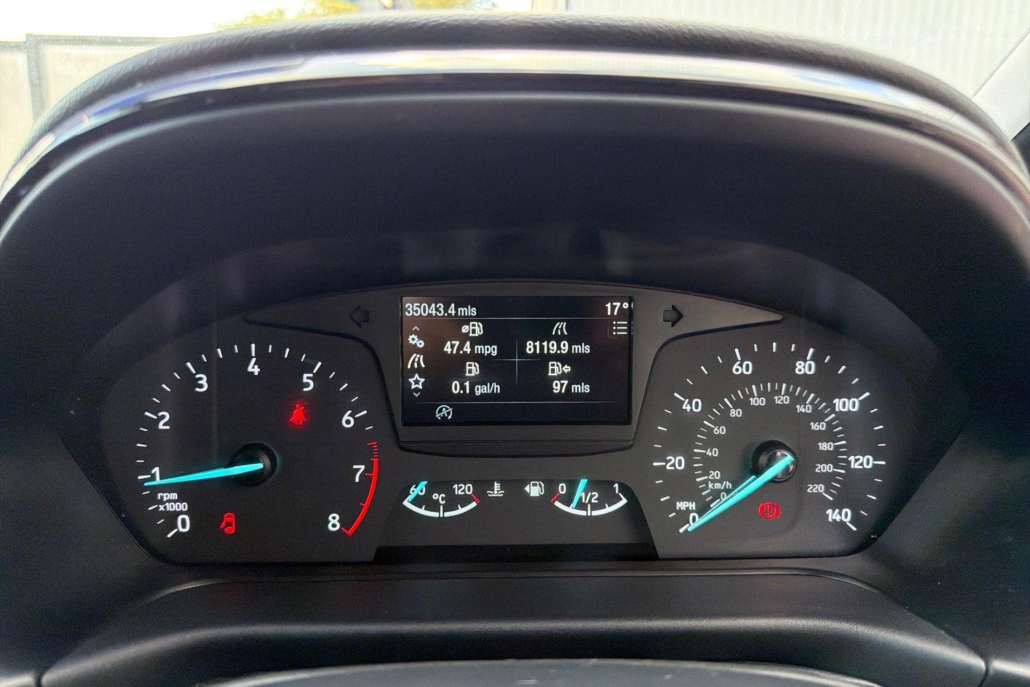 Ford FIESTA Photo 30