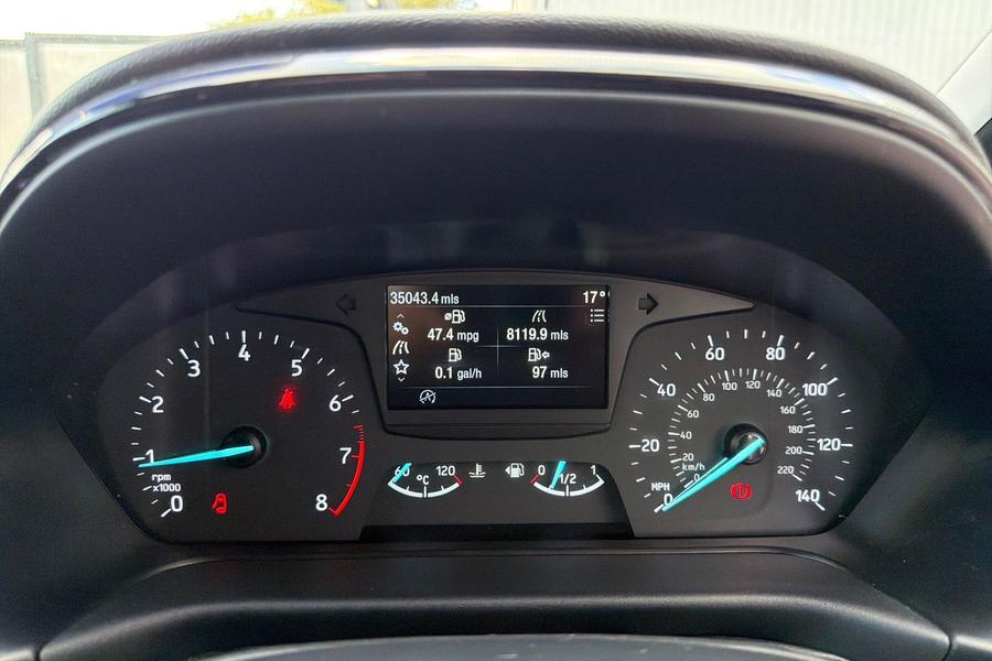 Ford FIESTA Photo autoimg-6aeb00d941c901b5b910d3709719b3cb99c0e88d.jpg