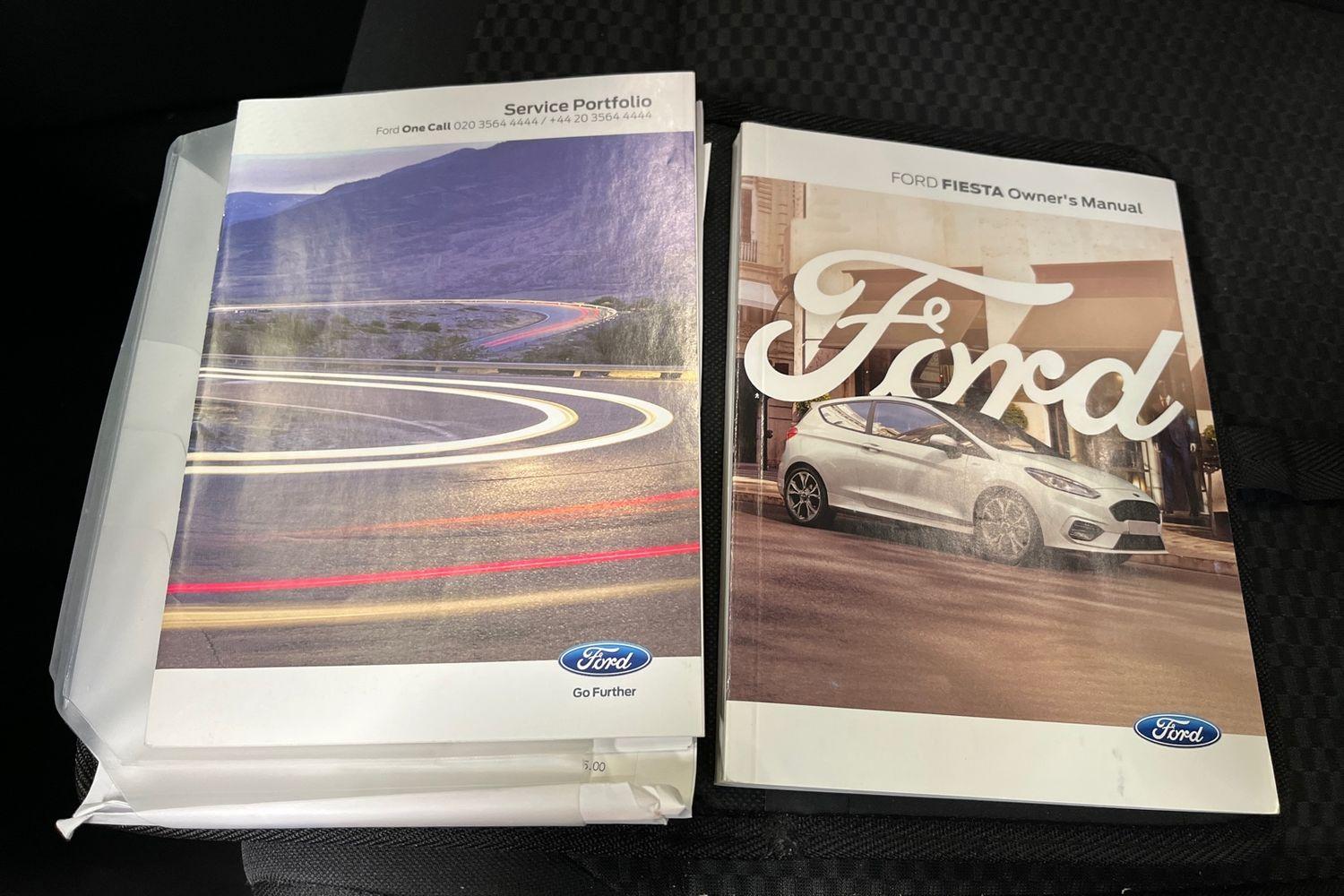 Ford FIESTA Photo 21