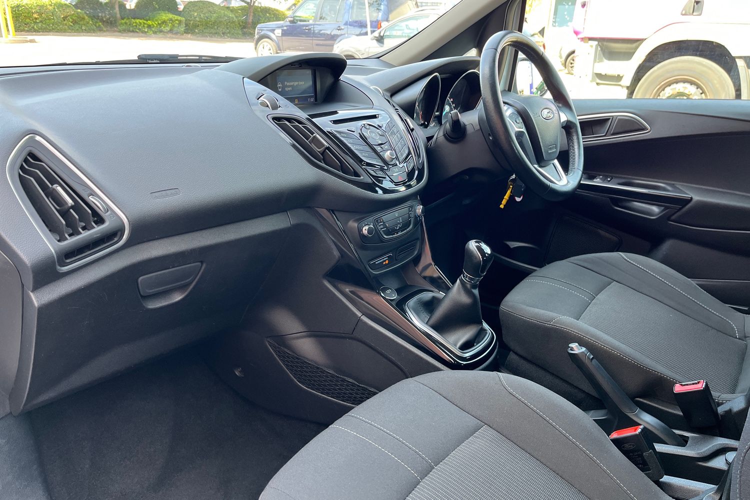 Ford B-MAX Photo 17