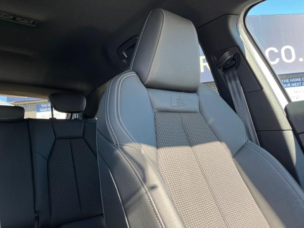 Audi Q4 e-tron Photo autoimg-6afc6e609c9068078e0b948c0311240a2c091f3a.jpg