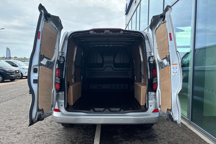 Used Ford TRANSIT CUSTOM MM75UFV 6