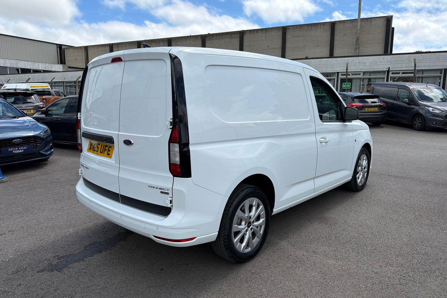 Ford Transit Connect Photo 6