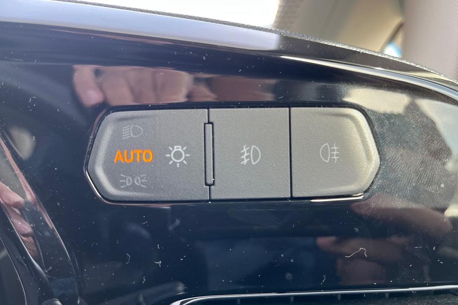 Ford GRAND TOURNEO CONNECT Photo autoimg-6b071ce171ace1db739d22e2a7522b23c5ecc5ec.jpg