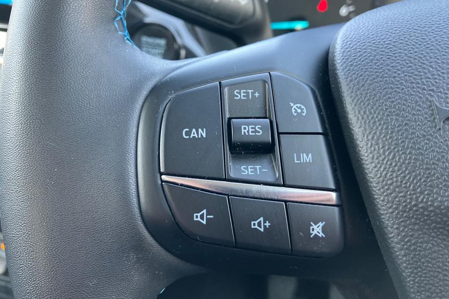 Used Ford FIESTA WR73UGG 34