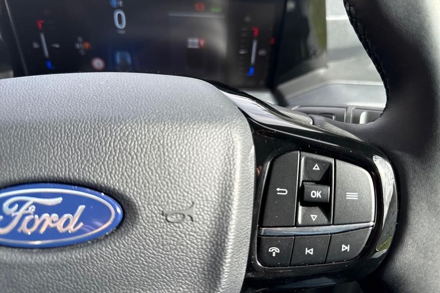 Ford E-TRANSIT CUSTOM Photo autoimg-6b0a319a56a7982be42ff1590d00b976198000eb.jpg