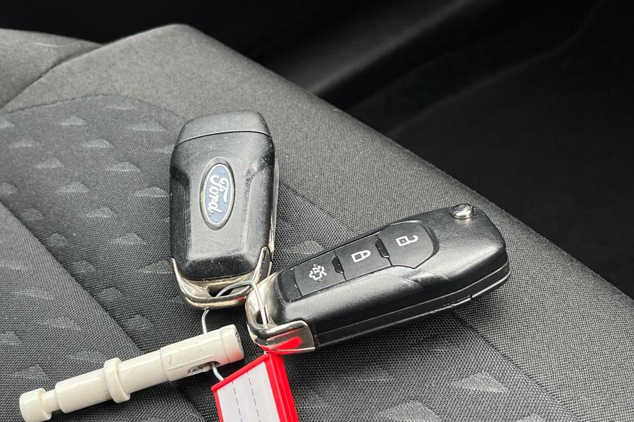 Ford FIESTA Photo autoimg-6b1612855c5d088cdee2dbfa6531ff0b7e28e707.jpg