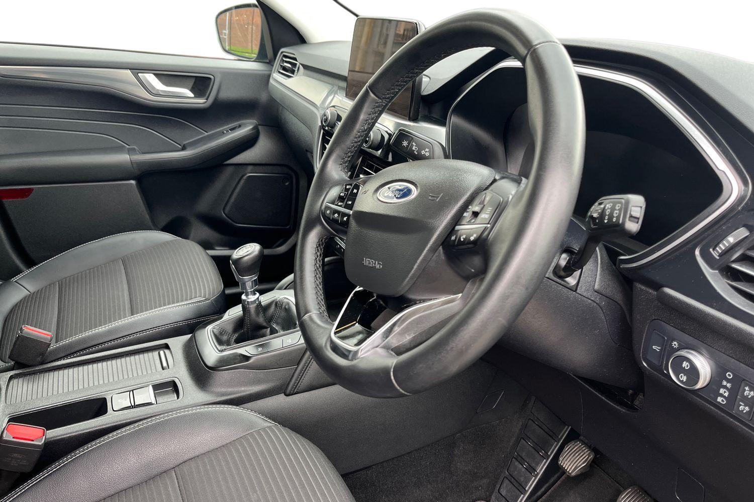 Ford KUGA Photo 8
