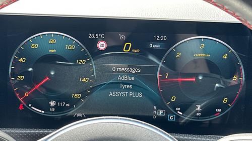 Mercedes-Benz A Class Photo autoimg-6b17fdf6274214d3ed5bf04dec9c47502c8b465b.jpg