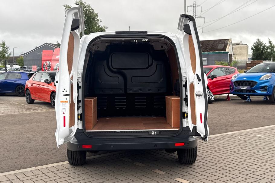 Used Ford TRANSIT COURIER ML22YKK 6